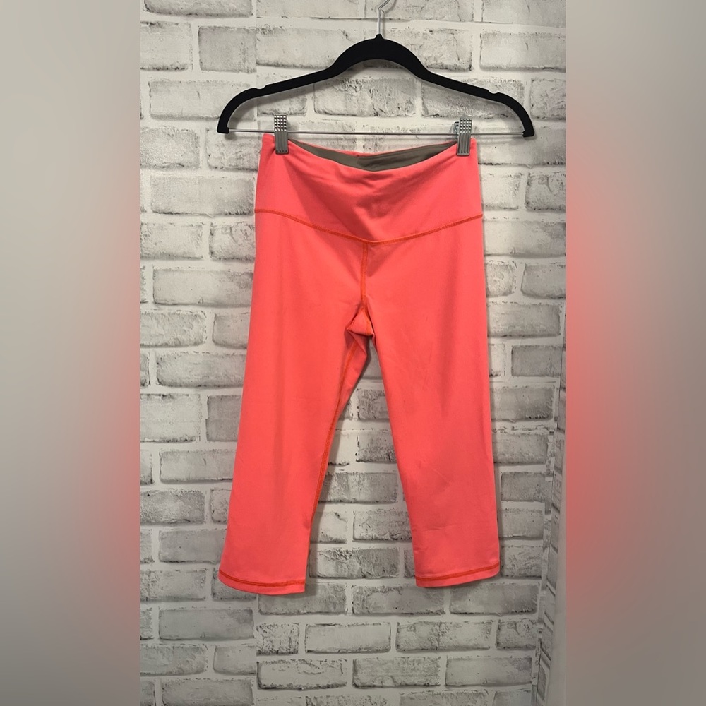 Victoria’s Secret Knockout Crop Pants